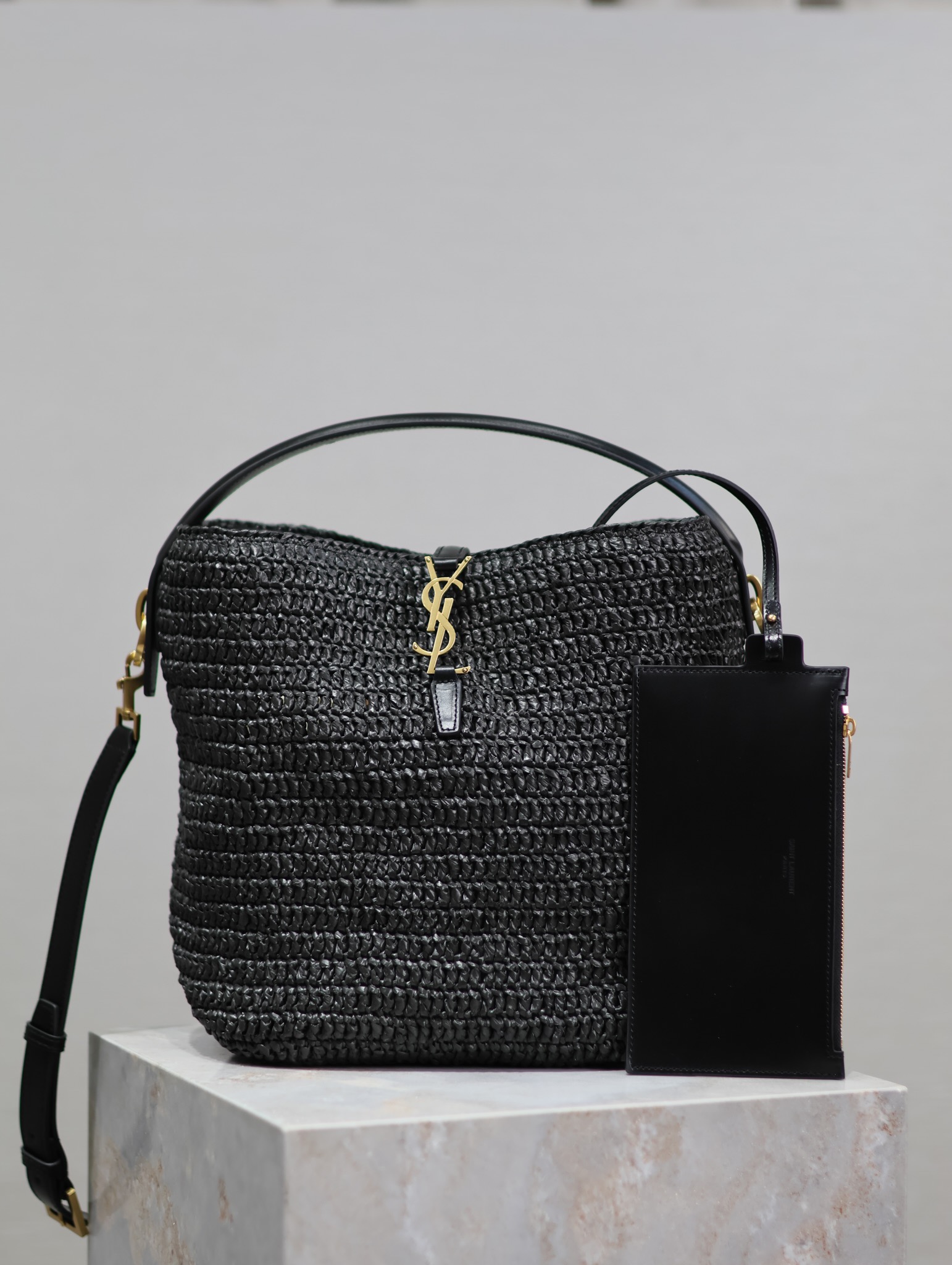 Ysl LE 37 Black Woven 742828